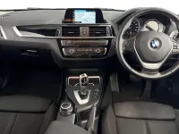 Used BMW 118 Sport Line 134 HP (98 kW) 2019 Blue Hatchback