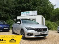 Used Fiat Tipo Lounge 95 HP (69 kW) 2017 Silver Hatchback