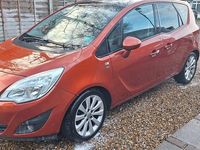 Used Vauxhall Meriva 120 HP (88 kW) 2013 Orange MPV