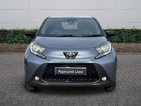 Used Toyota Aygo X 72 HP (52 kW) 2025 Grey SUV