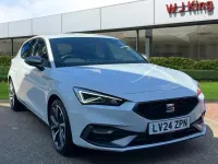 Used Seat Leon FR Sport 272 HP (200 kW) 2024 White Hatchback