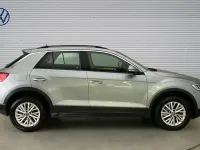 Used VW T-Roc Life 150 HP (110 kW) 2024 Silver SUV
