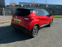 Used Renault Captur Signature 90 HP (66 kW) 2017 Red SUV