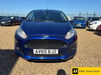 Used Ford Fiesta Sport 94 HP (69 kW) 2015 Blue Van