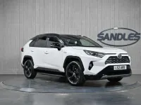 Used Toyota RAV4 Hybrid 218 HP (160 kW) 2021 White SUV