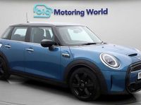 Begagnad Mini Cooper S Classic 178 HK (130 kW) 2022 Blå Halvkombi