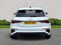 Begagnad Audi A3 S-Line 147 HK (108 kW) 2024 Vit Halvkombi