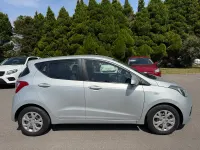 Used Hyundai i10 SE 66 HP (48 kW) 2016 Silver Hatchback
