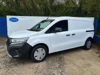 Used Nissan Townstar Acenta 130 HP (95 kW) 2023 White Van