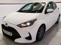 Used Toyota Yaris 120 HP (88 kW) 2023 White Hatchback