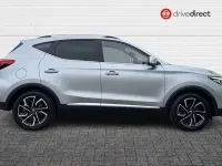 Używany MG ZS Exclusive 111 KM (81 kW) 2023 Srebrny SUV