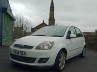 Used Ford Fiesta Zetec 2008 White Hatchback