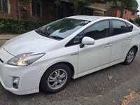 Used Toyota Prius T3 2010 White Hatchback
