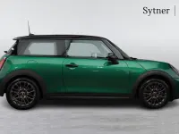Used Mini Cooper Hatch 113 kW (154 HP) 2025 Green Hatchback