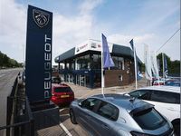 Used Peugeot Rifter Active 101 HP (74 kW) 2021 Blue MPV