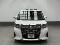 Usado Toyota Alphard 190 CV (139 kW) 2026 Blanco Monovolumen