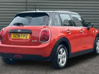 Używany Mini Cooper Hatch 136 KM (100 kW) 2018 Hatchback