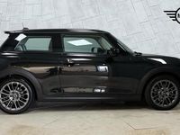 Used Mini Cooper S Hatch 201 HP (147 kW) 2024 Black Hatchback