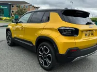 Used Jeep Avenger Summit 100 HP (73 kW) 2025 Yellow SUV