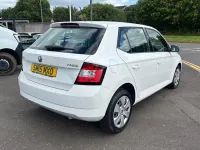 Used Skoda Fabia 60 HP (44 kW) 2015 White Hatchback