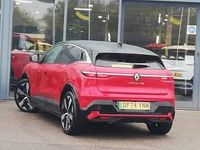 Used Renault Megane E-Tech Komfort 159 kW (217 HP) 2024 Red Hatchback