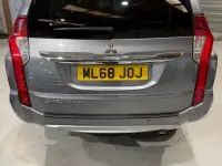 Used Mitsubishi Shogun 2018 Grey SUV