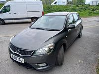 Usado Kia Ceed 2010 Cinzento Citadino