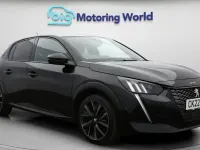 Gebraucht Peugeot 208 Premium 102 PS (75 kW) 2022 Schwarz Kleinwagen