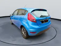 Begagnad Ford Fiesta Zetec 2010 Blå Halvkombi