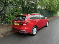 Käytetty MG MG5 EV Exclusive 114 kW (156 HP) 2021 Punainen Farmari