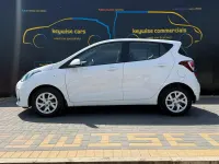 Used Hyundai i10 SE 67 HP (49 kW) 2017 White Hatchback