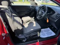 Used Hyundai i20 SE 84 HP (61 kW) 2015 Red Coupe