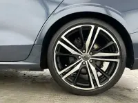 Usado Volvo V60 R-Design 161 CV (118 kW) 2021 Azul Familiar