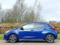 Used Toyota Yaris Hybrid Design 116 HP (85 kW) 2023 Blue Hatchback