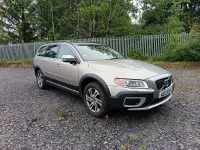 Used Volvo XC70 SE Lux 215 HP (158 kW) 2013 Gold Estate