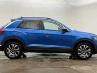 Used VW T-Roc Active 150 HP (110 kW) 2022 Blue SUV