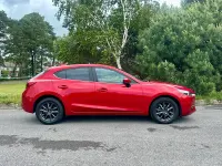 Used Mazda 3 120 HP (88 kW) 2018 Red Hatchback
