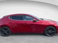 Używany Mazda 3 Inclusive 186 KM (136 kW) 2022 Czerwony Hatchback