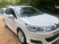 Used Citroën C4 Feel 100 HP (73 kW) 2017 White Hatchback