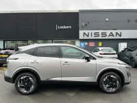 Nuevo Nissan Qashqai N-Connecta 2026 Plateado SUV
