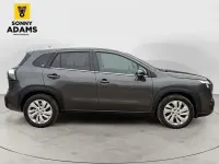 Usado Suzuki SX4 2023 Gris Utilitario