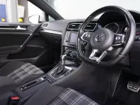 Used VW Golf VII GTD 184 HP (135 kW) 2017 White Hatchback