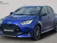 Used Toyota Yaris Sport 130 HP (95 kW) 2024 Juniper blue bitone Hatchback