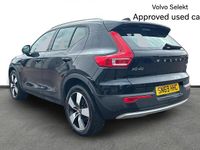 Used Volvo XC40 Momentum 188 HP (138 kW) 2019 Black SUV