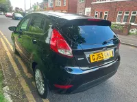 Second-hand Ford Fiesta Titanium 2013 Negru Hatchback
