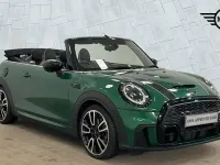 Begagnad Mini Cooper S Sport 176 HK (129 kW) 2021 Grön Halvkombi