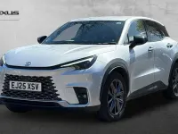 Used Lexus LBX E-FOUR 136 HP (100 kW) 2025 Silver SUV