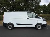 Used Ford Transit Custom 105 HP (77 kW) 2019 White Van