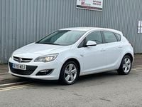 Used Vauxhall Astra SRi 2015 White Hatchback