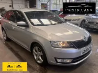 Used Skoda Rapid SE 90 HP (66 kW) 2017 Silver Hatchback
